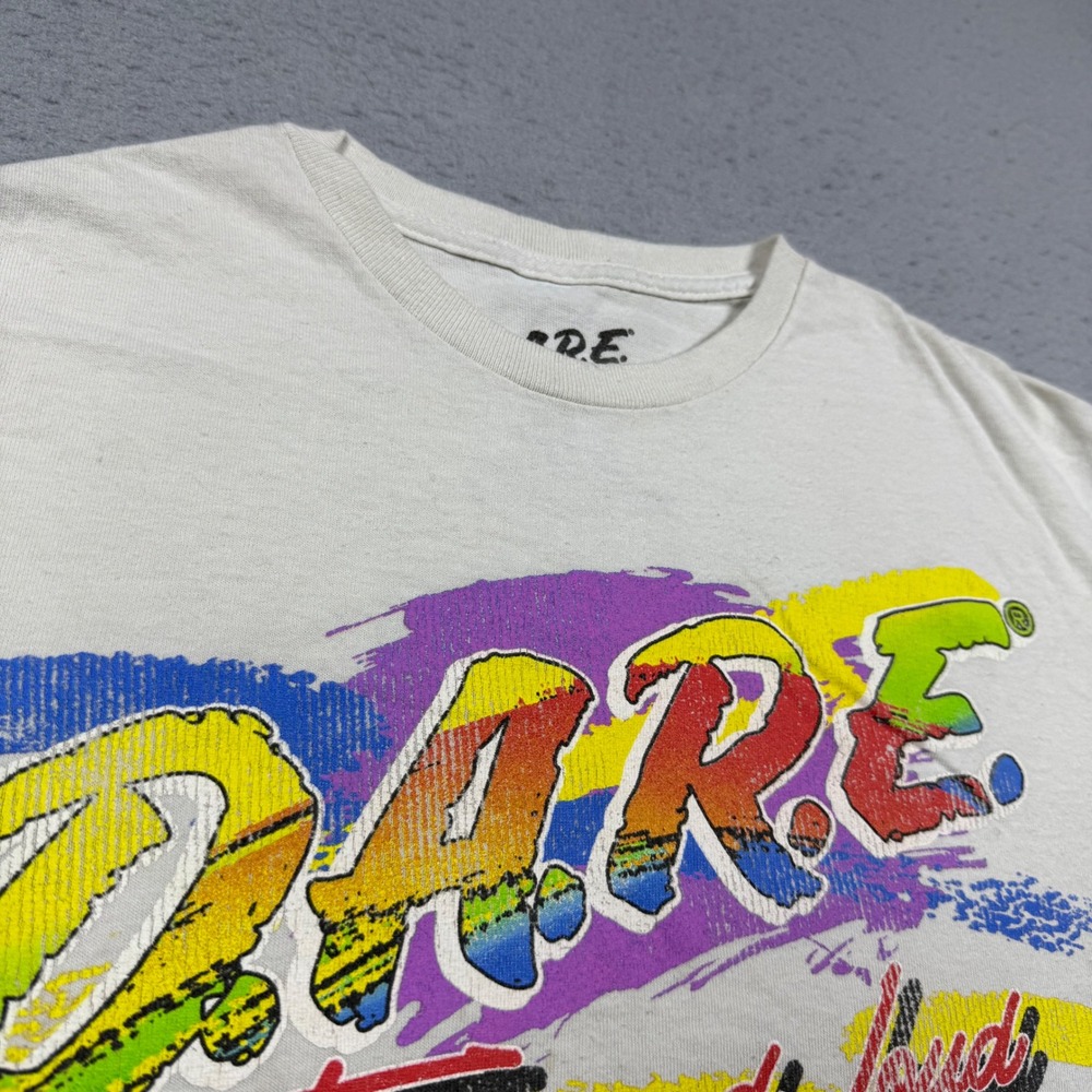 DARE Fast and Loud Racing Truck Graphic T-Shirt Cream Mens Medium